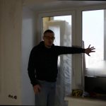 Что сначала сделать во время ремонта - установить двери или поклеить обои