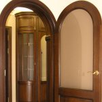 Дверь аркой
