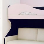 Какие бывают двухъярусные кровати с диваном, чем обусловлена их популярность