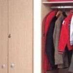 Какие бывают маленькие шкафы для одежды, и их особенности