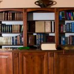 Обзор мебели для библиотек, основные требования к конструкциям