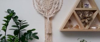 Панно с античным уклоном