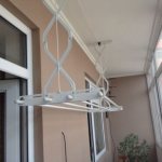 Сушилки для белья на балкон: разновидности